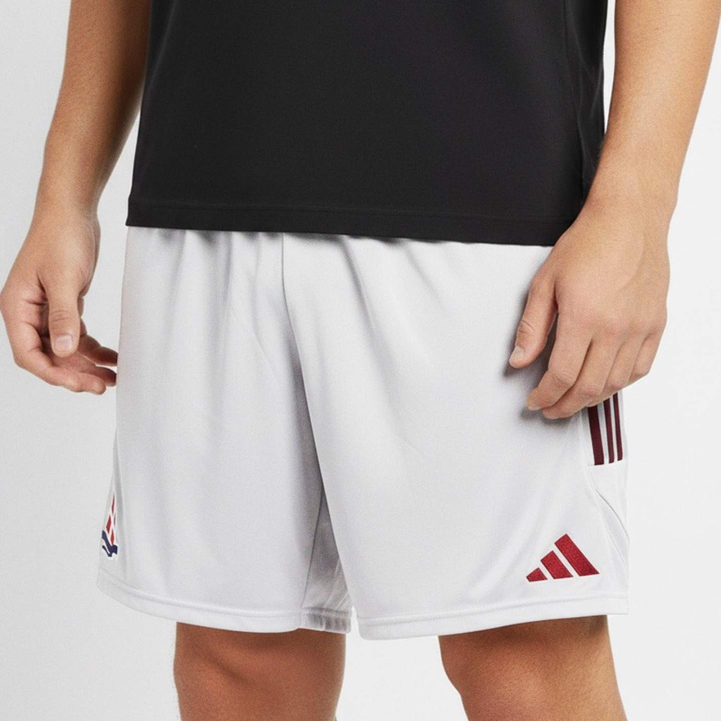 Short Away 25/26