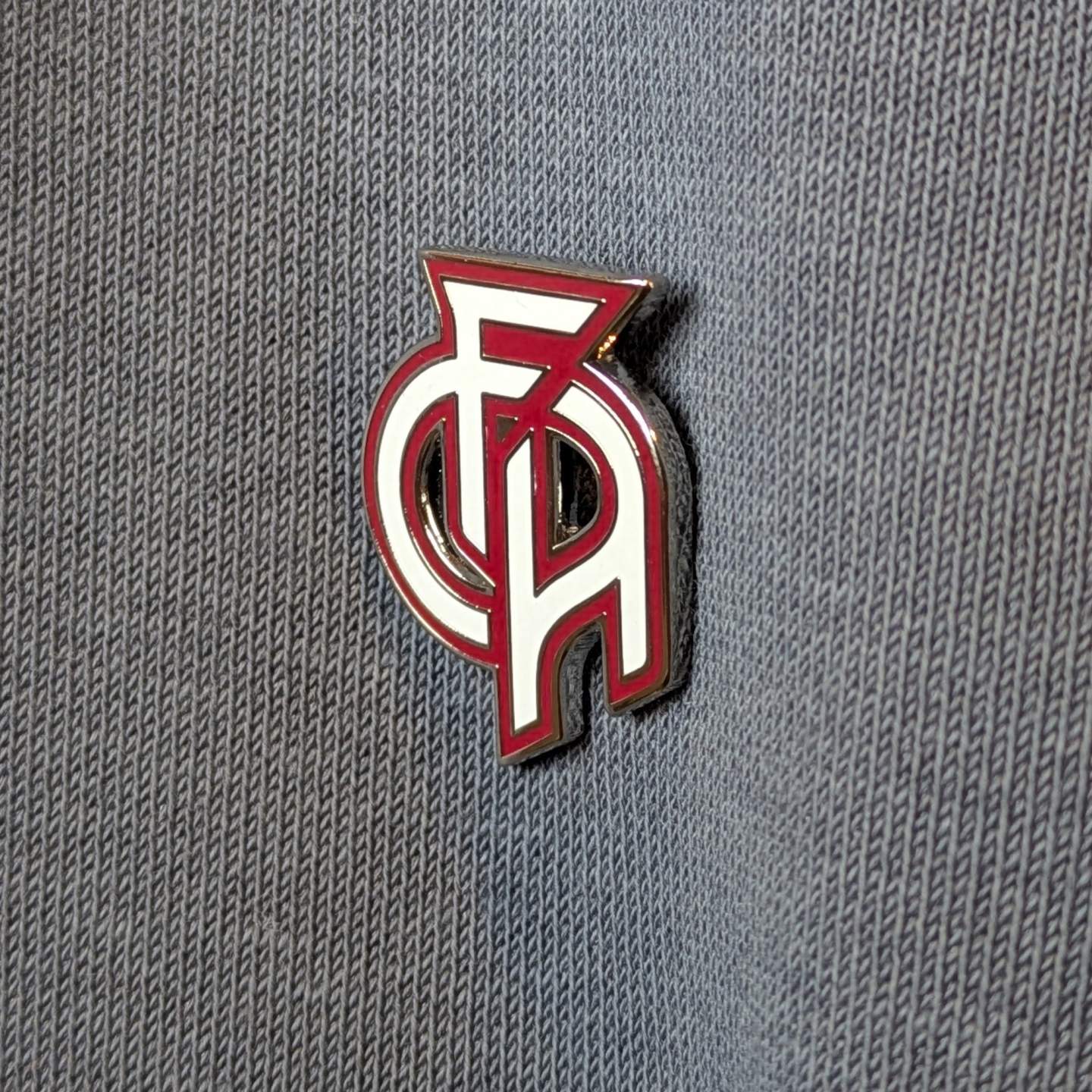 Pin's